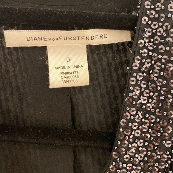 Diane von Furstenberg silk blazer with sequins all over - Picture 2 of 6